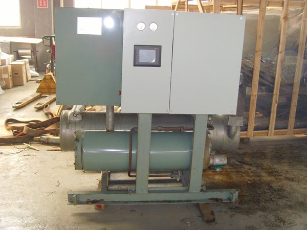 新村镇酒店中央空调不停机清洗方法介绍